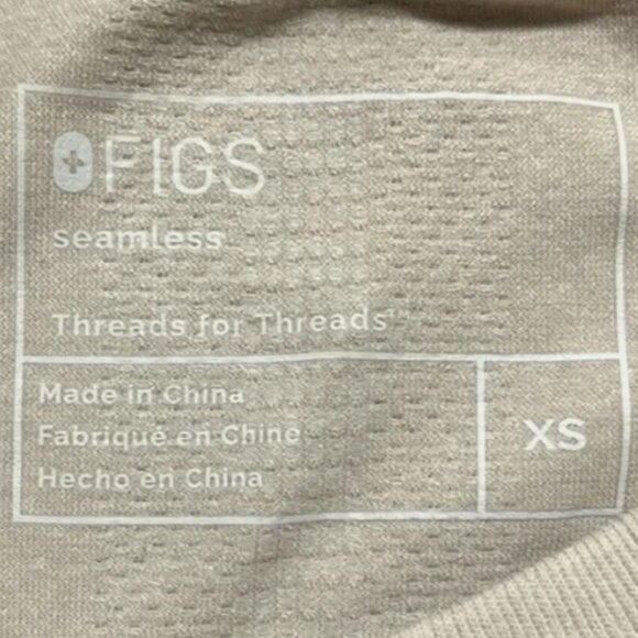 EUC Figs Cream Long Sleeve XS - Picture 2 of 2